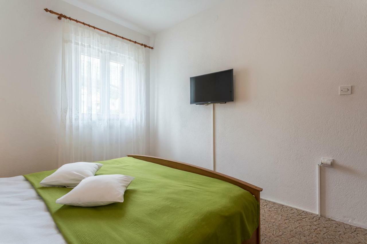 Apartmani Bezma Bol Zewnętrze zdjęcie