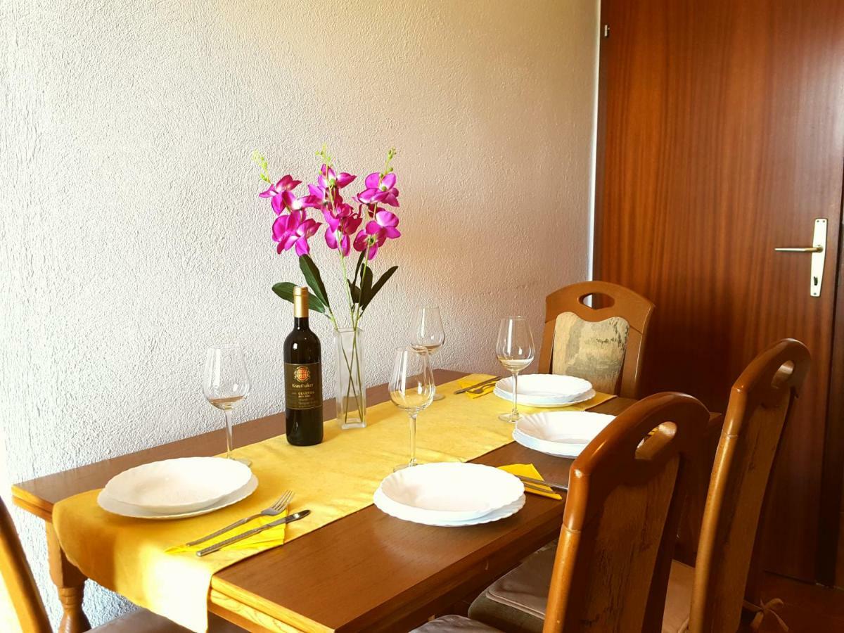 Apartmani Bezma Bol Zewnętrze zdjęcie