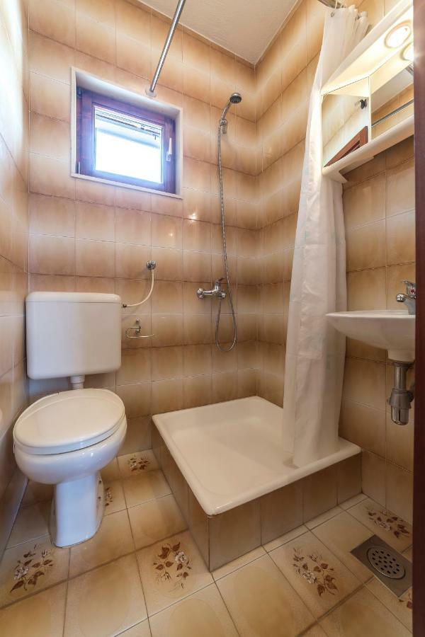 Apartmani Bezma Bol Zewnętrze zdjęcie